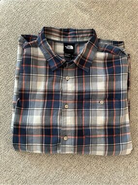 The North Face Men’s Blue Plaid Button-Up Shirt
